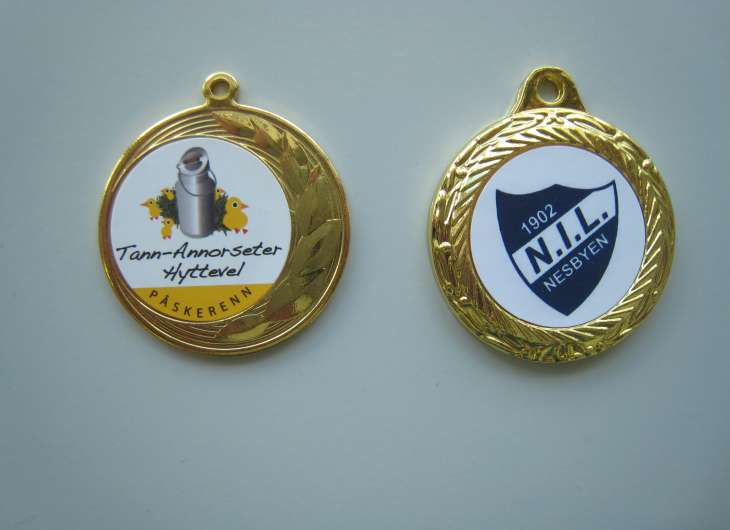Medaljer med logo i farger